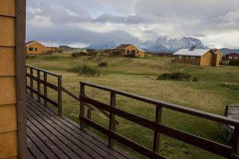 Hotel Hosteria Lago Tyndall Torres del Paine National Park Exterior foto